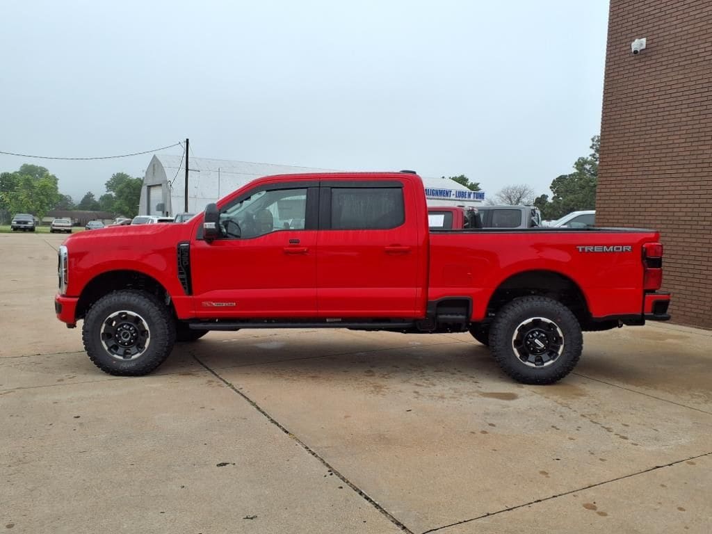 New 2025 Ford F-350SD Lariat Truck