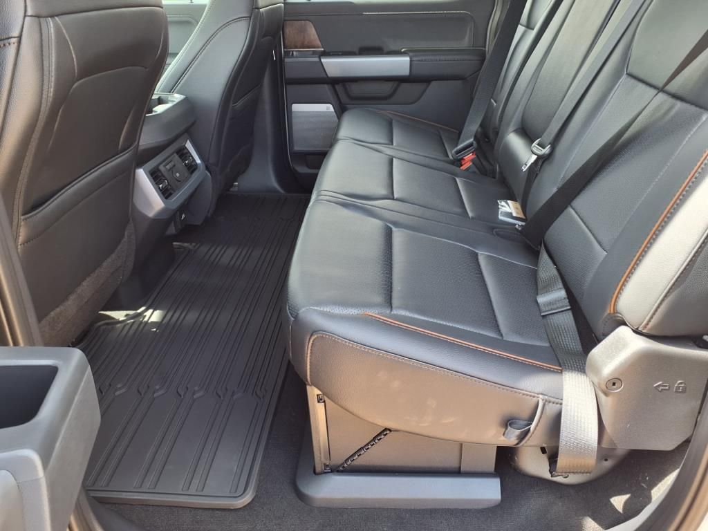 2025 Ford F-250 Super Duty Lariat - Photo 9