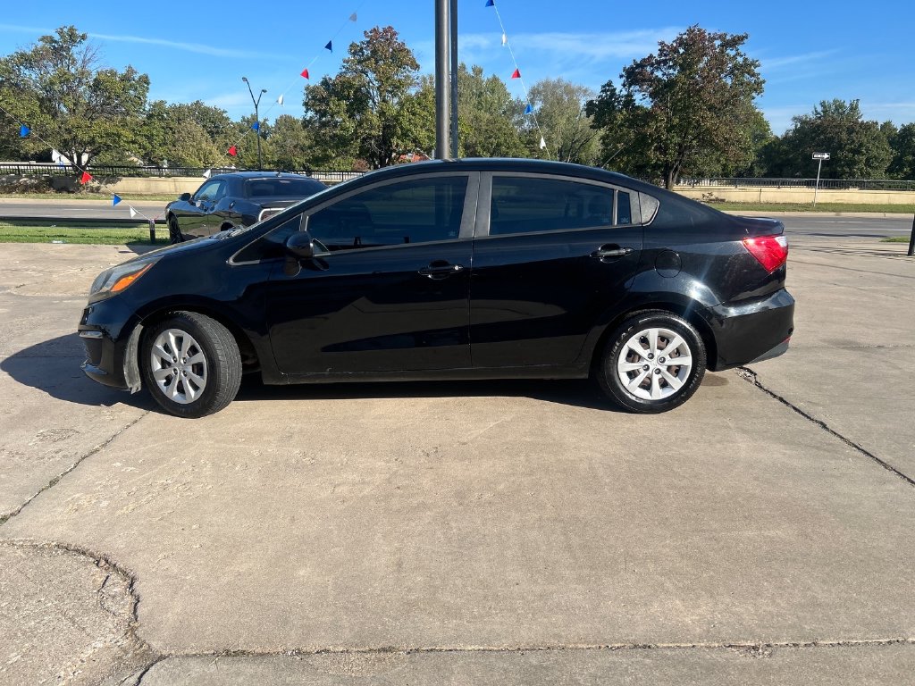 Used 2017 Kia Rio LX with VIN KNADM4A30H6020650 for sale in Pratt, KS