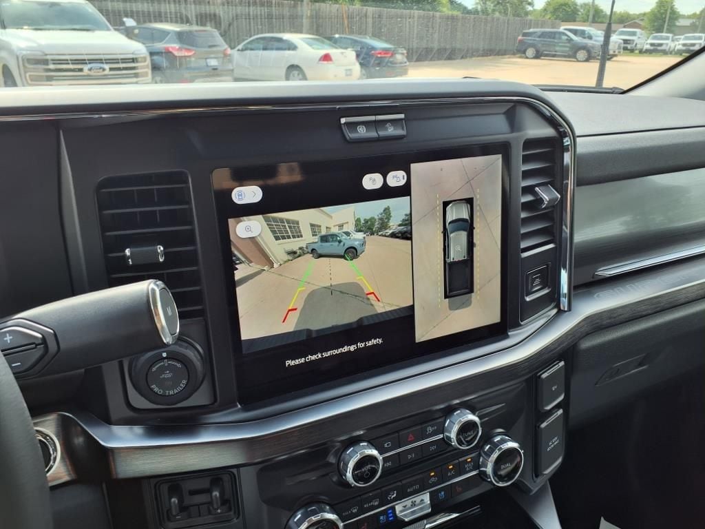 2025 Ford F-250 Super Duty Lariat - Photo 17