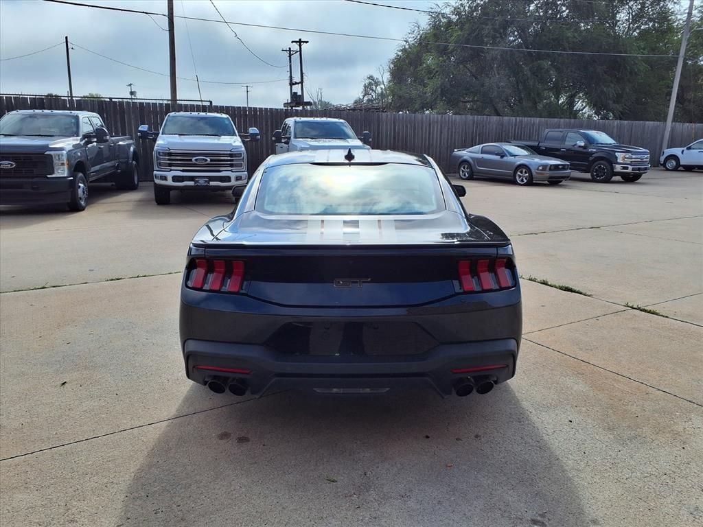 2025 Ford Mustang GT Premium Fastback - Photo 4