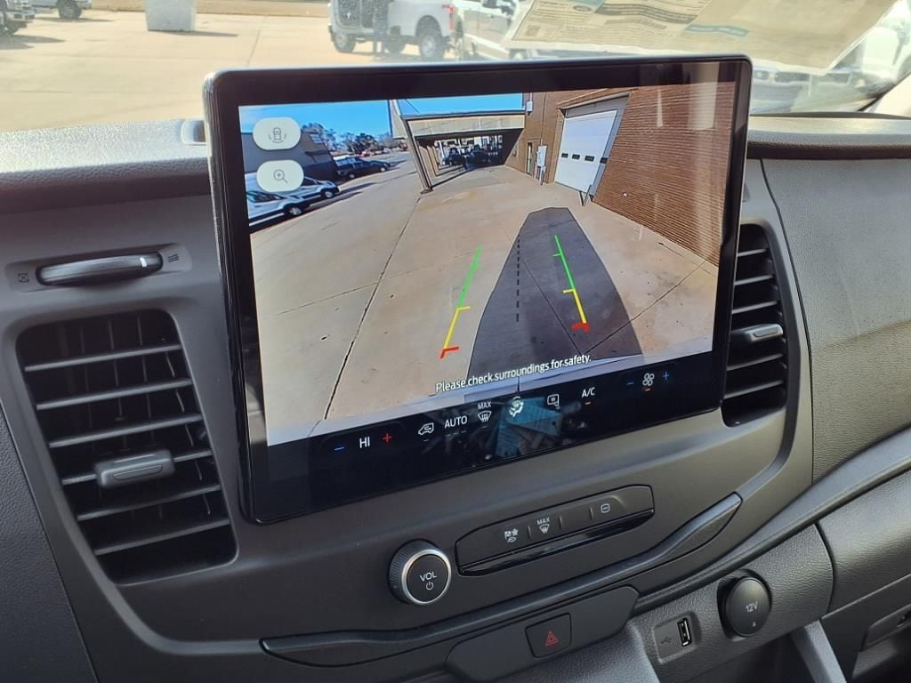 2023 Ford E-Transit Cargo Van Base - Photo 17