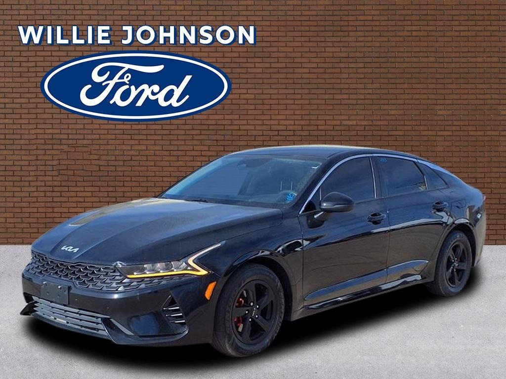 2022 Kia K5 LX's photo