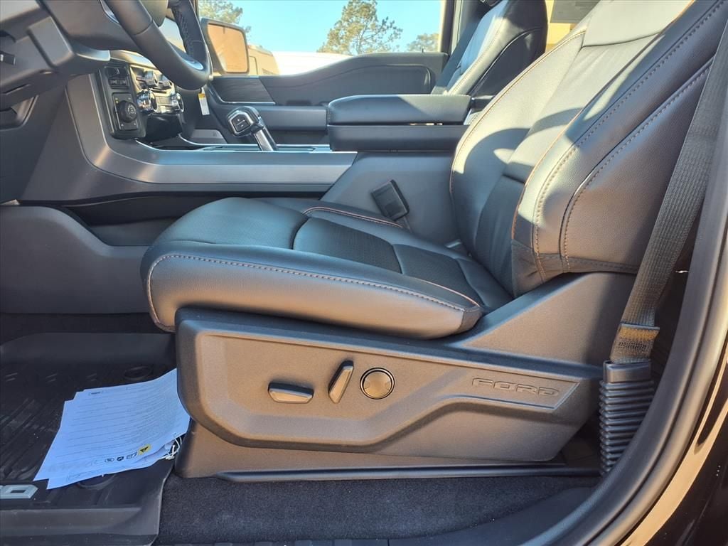2026 Ford F-150 Lariat - Photo 13