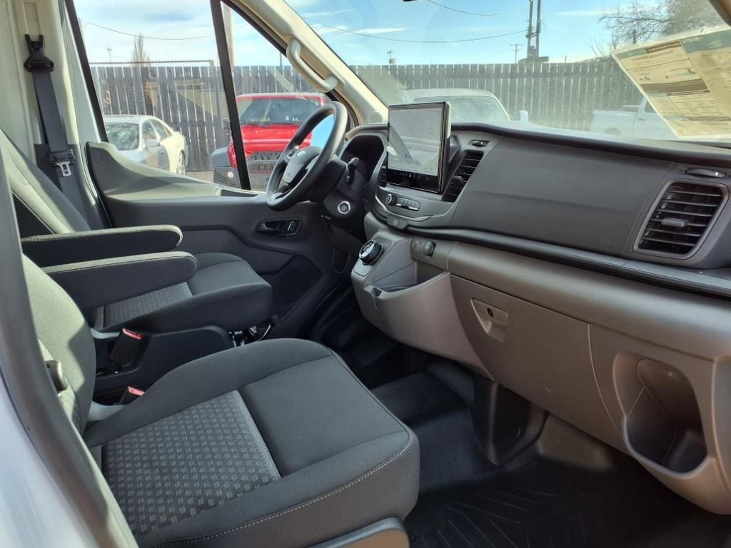 2023 Ford E-Transit Cargo Van Base - Photo 13