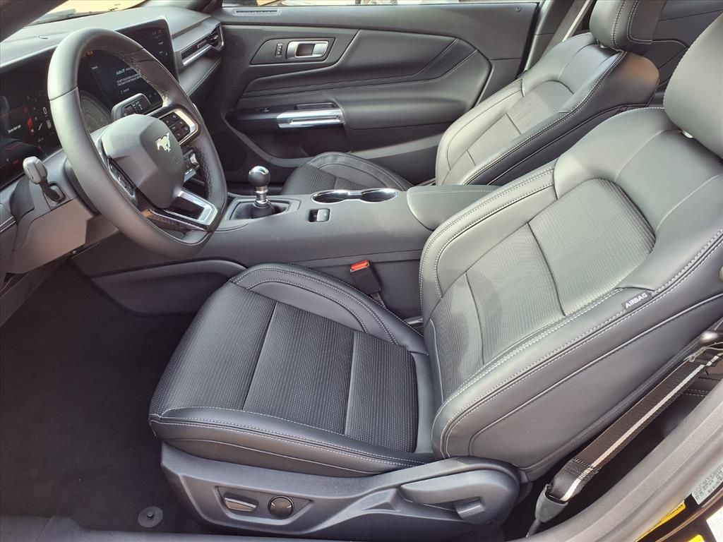 2025 Ford Mustang GT Premium Fastback - Photo 11