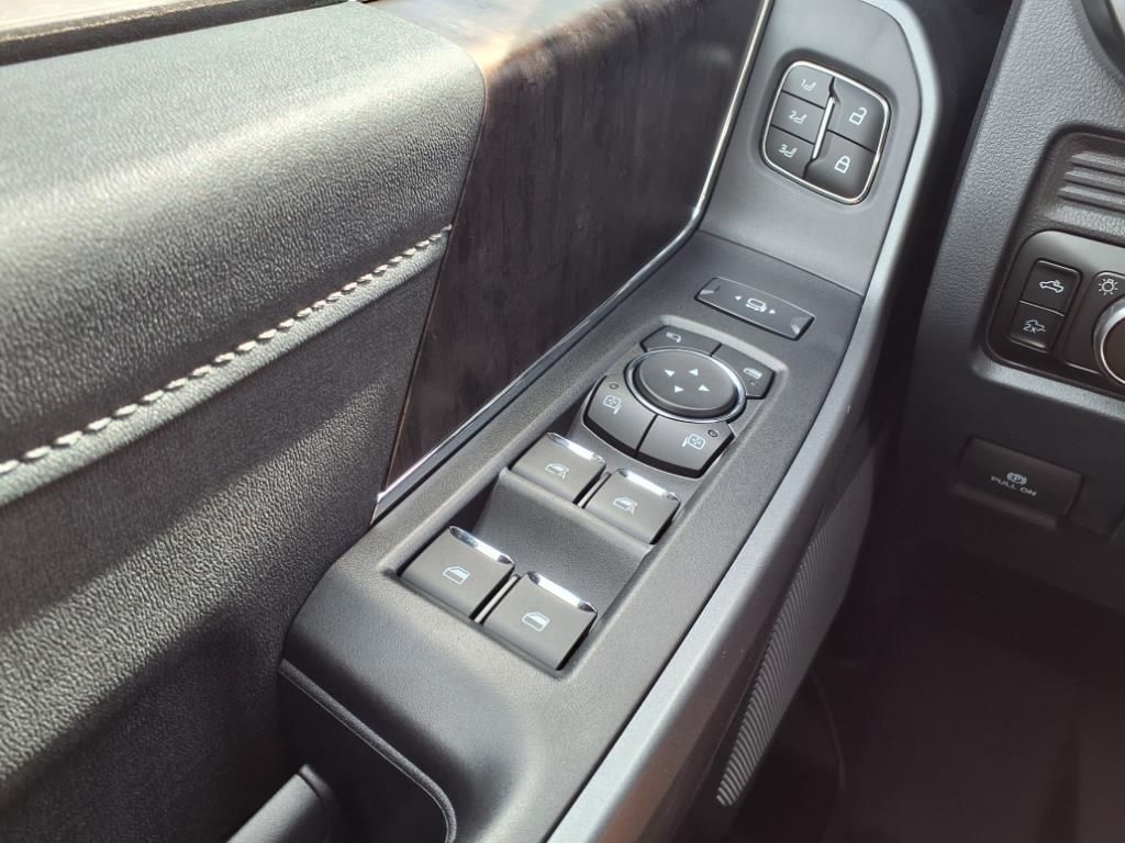 2025 Ford F-250 Super Duty Lariat - Photo 19