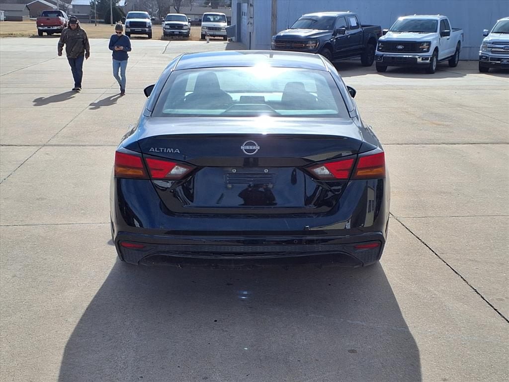 Used 2024 Nissan Altima 2.5 S Sedan