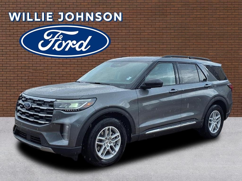 2025 Ford Explorer Active's photo