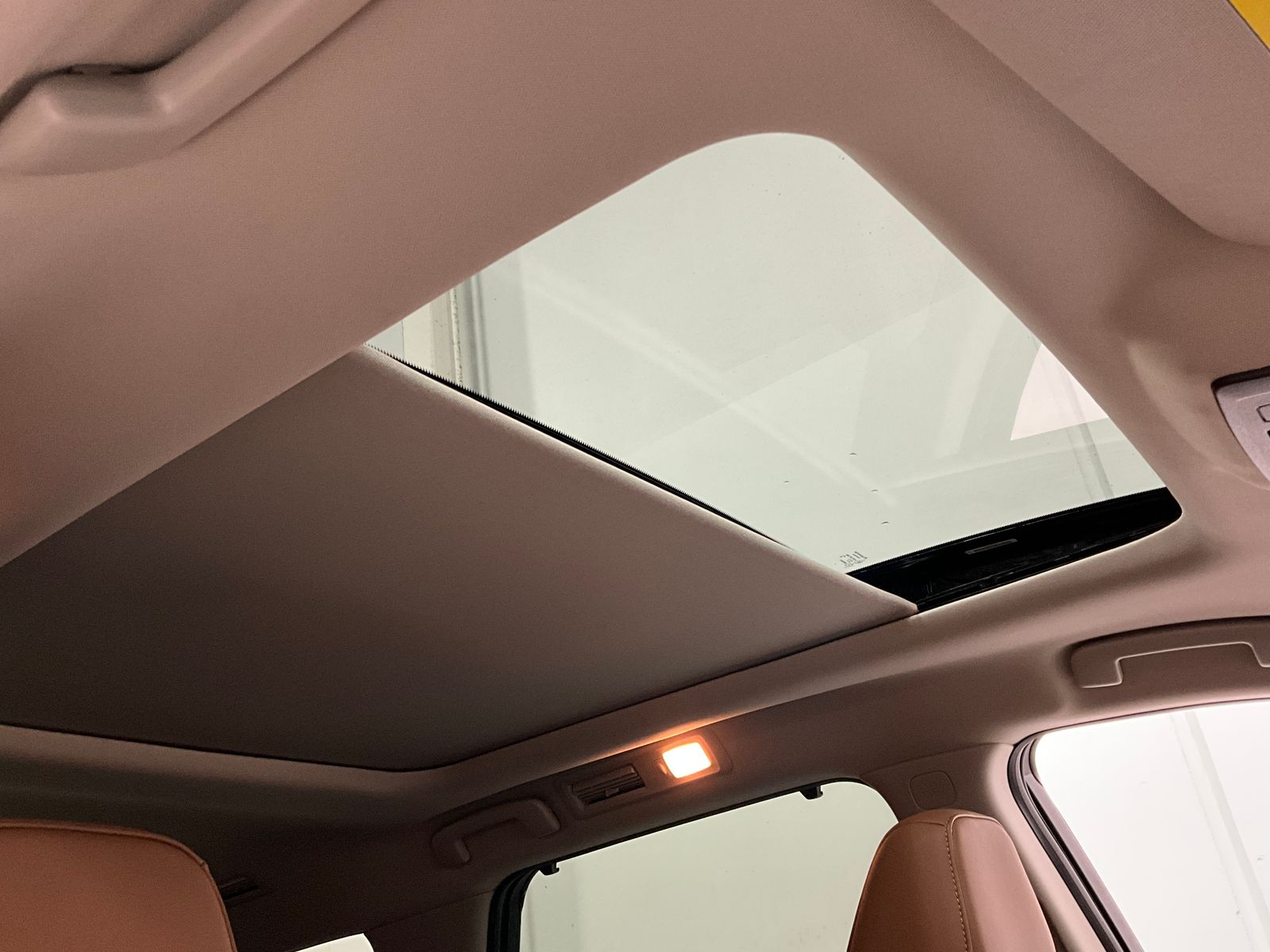 2025 Nissan Pathfinder Platinum - Photo 22