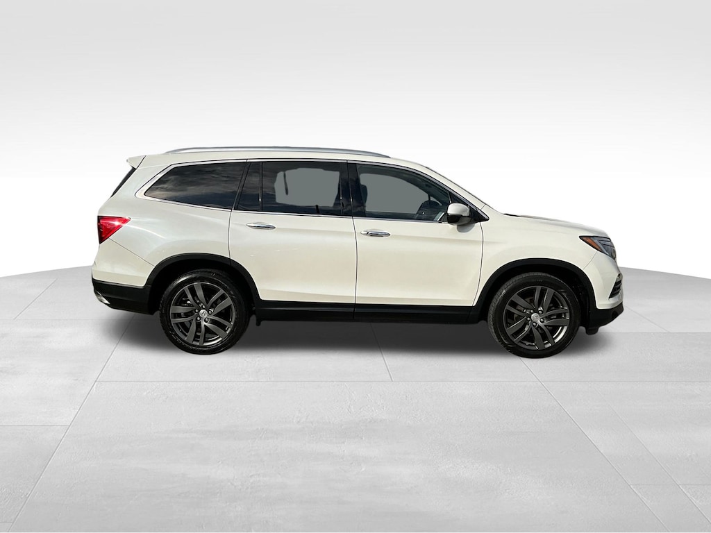 Used 2017 Honda Pilot Elite SUV