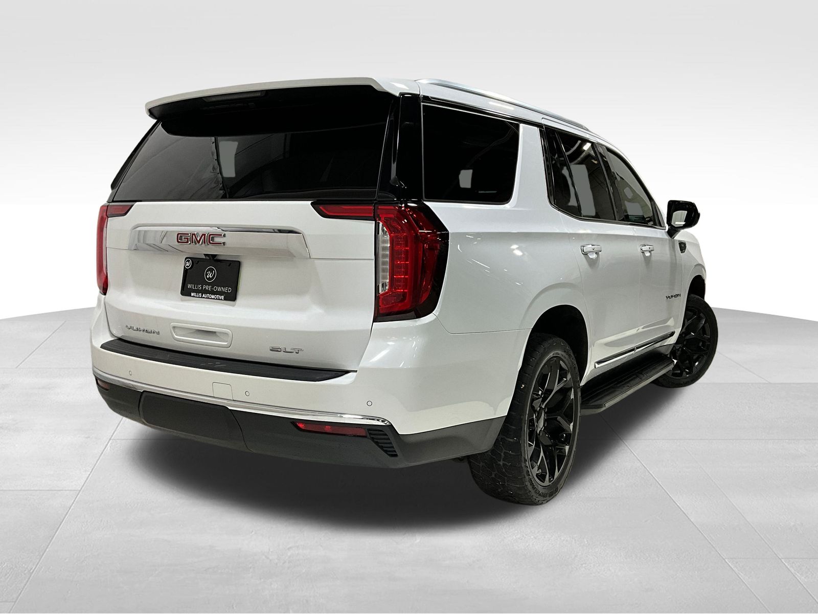 2023 Gmc Yukon SLT photo 4