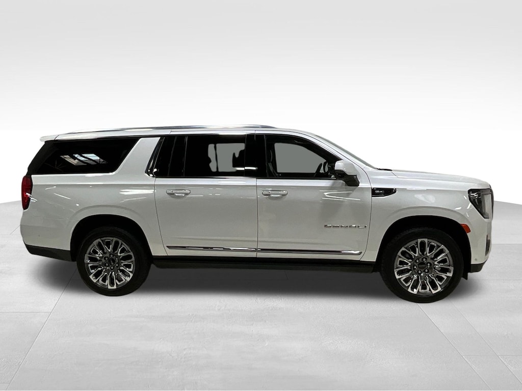 Used 2024 GMC Yukon XL Denali Ultimate SUV