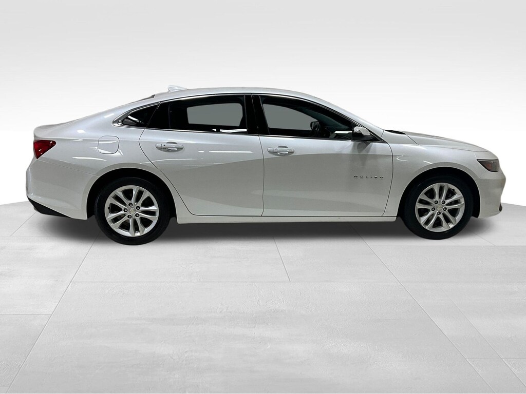 Used 2017 Chevrolet Malibu LT Sedan