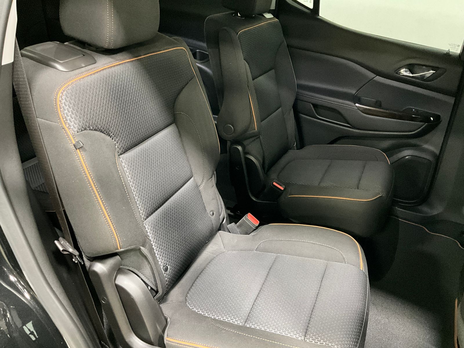 2023 GMC Acadia AT4 - Photo 24