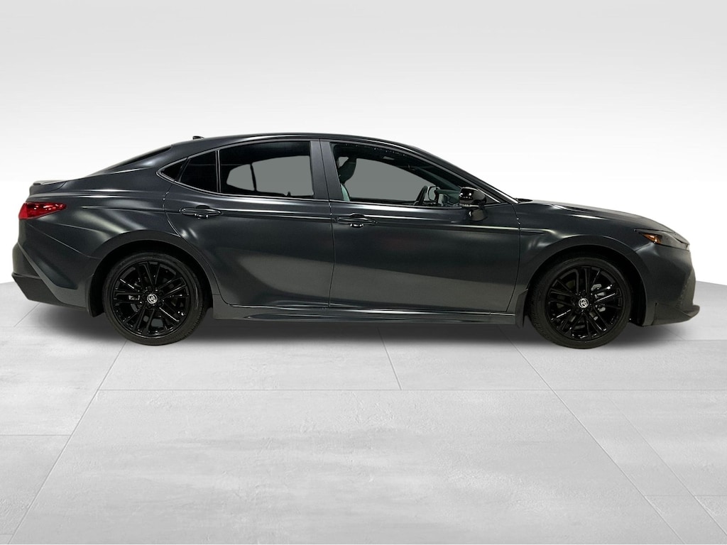 Used 2025 Toyota Camry SE Sedan