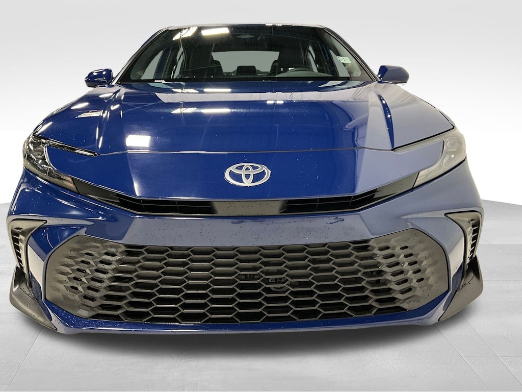 Used 2025 Toyota Camry SE Sedan