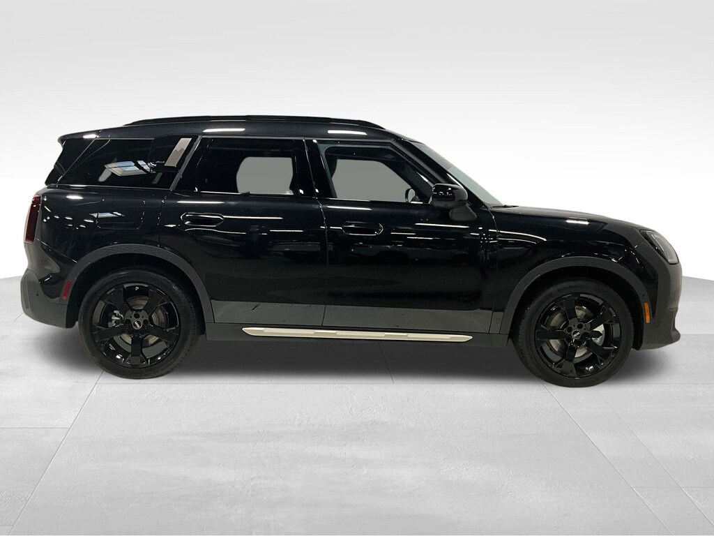 Certified 2025 MINI Countryman Base SUV