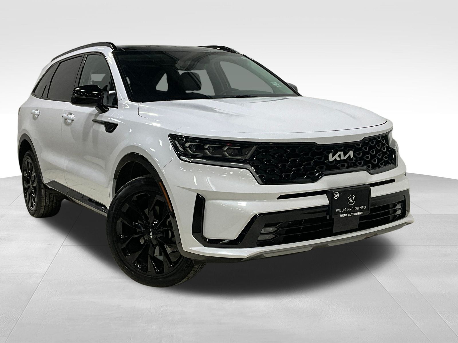 2023 Kia Sorento SX's photo