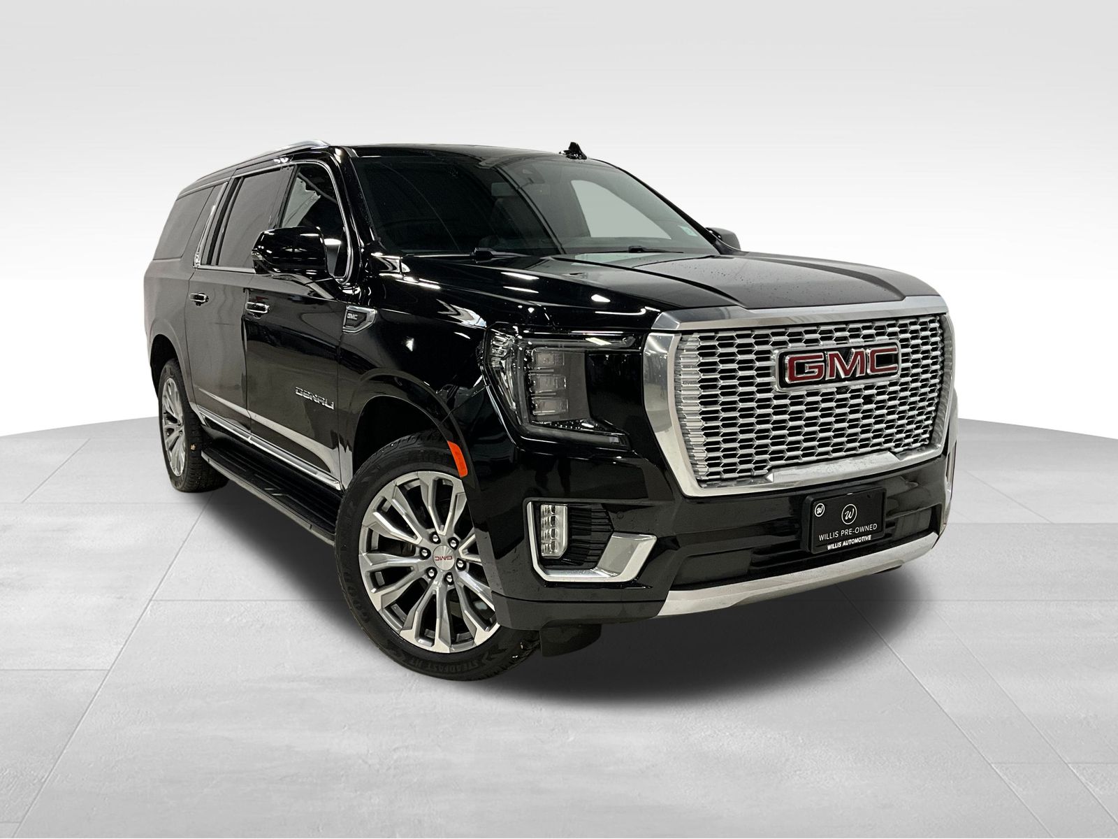 2021 GMC Yukon XL Denali's photo