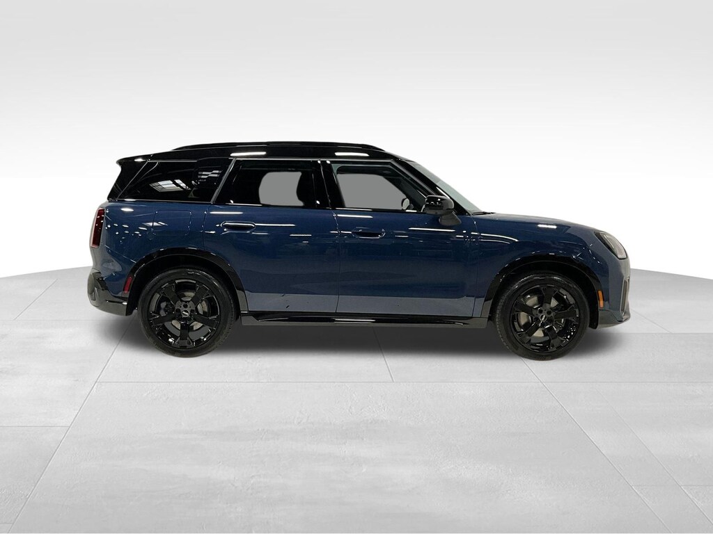 Certified 2026 MINI Countryman Iconic SUV