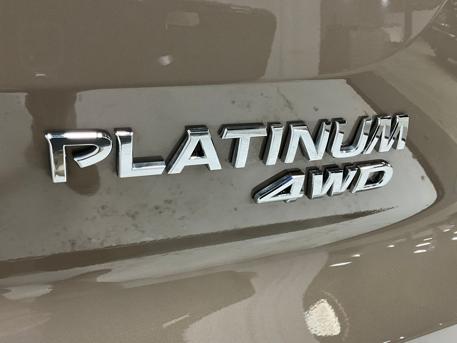 2025 Nissan Pathfinder Platinum - Photo 10