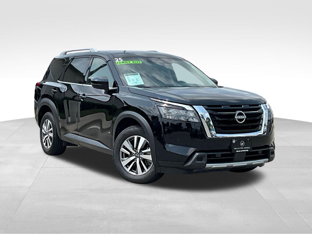 Used 2025 Nissan Pathfinder SL SUV