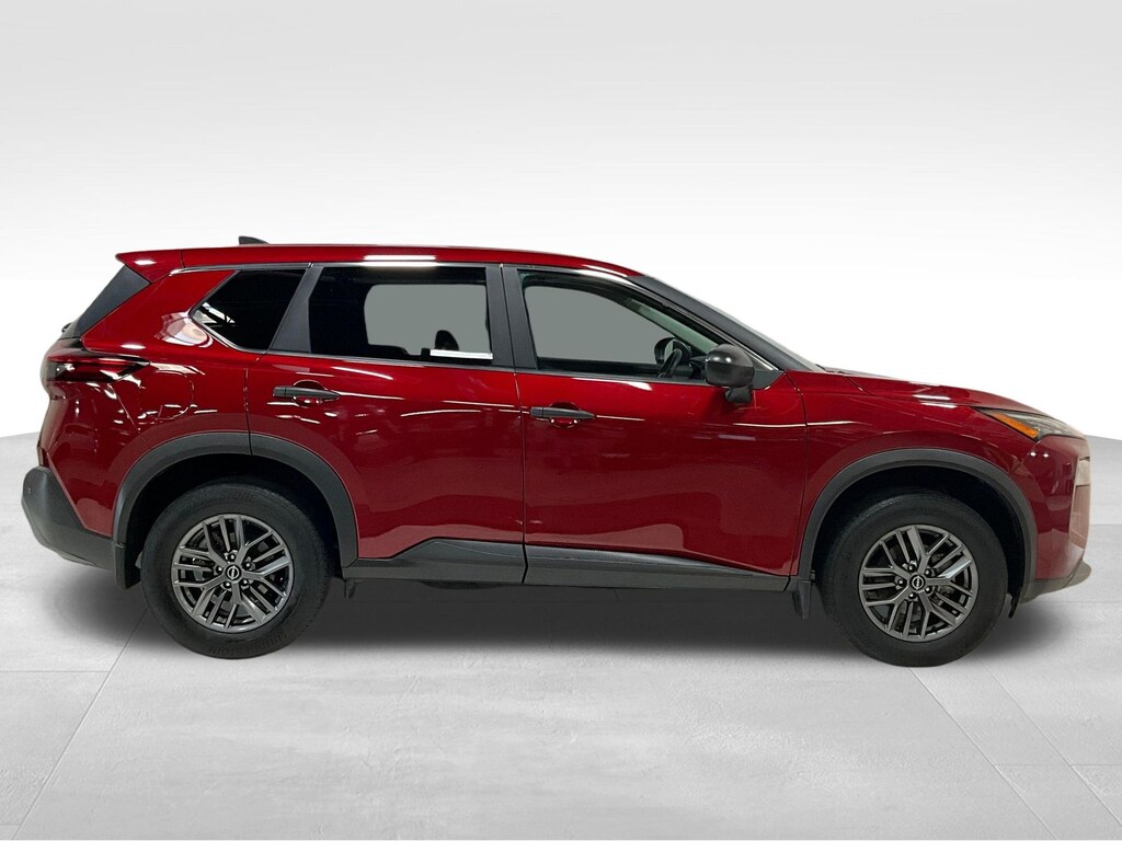 Used 2023 Nissan Rogue S SUV