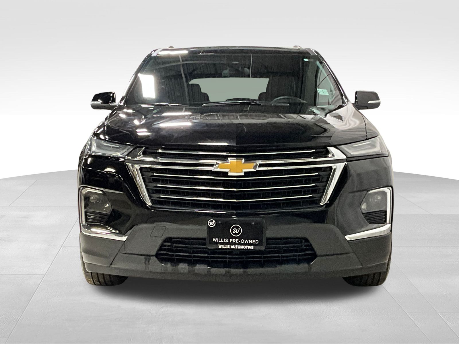 2023 Chevrolet Traverse Leather photo 2