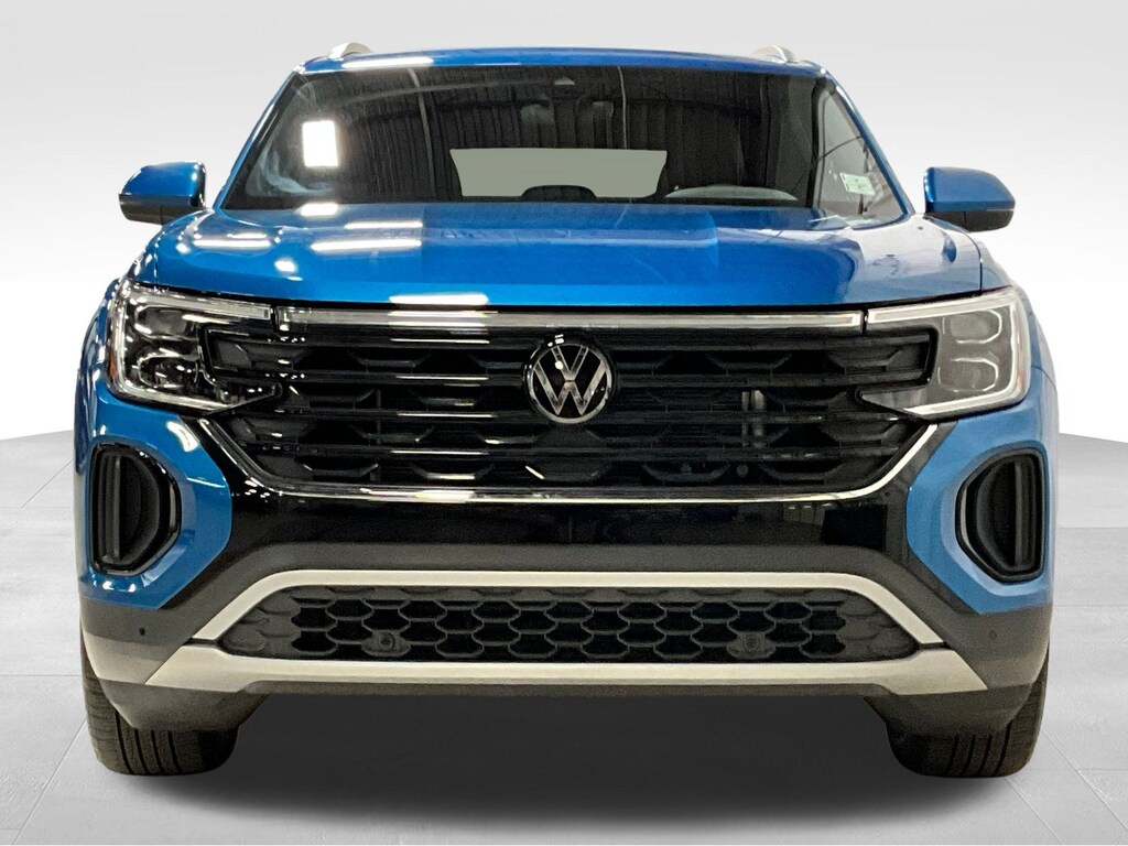 Used 2024 Volkswagen Atlas Cross Sport 2.0T SE w/Technology SUV