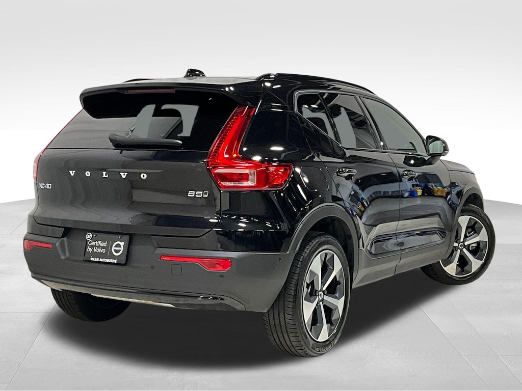 Certified 2026 Volvo XC40 B5 Plus SUV