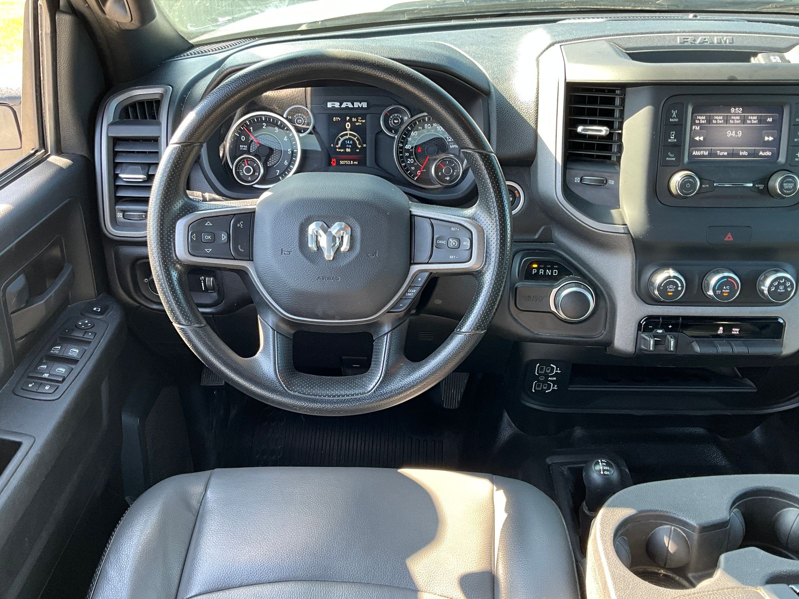 2024 Ram 2500 Tradesman photo 4