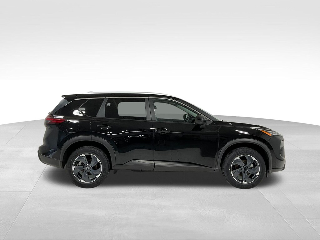 Used 2024 Nissan Rogue SV SUV