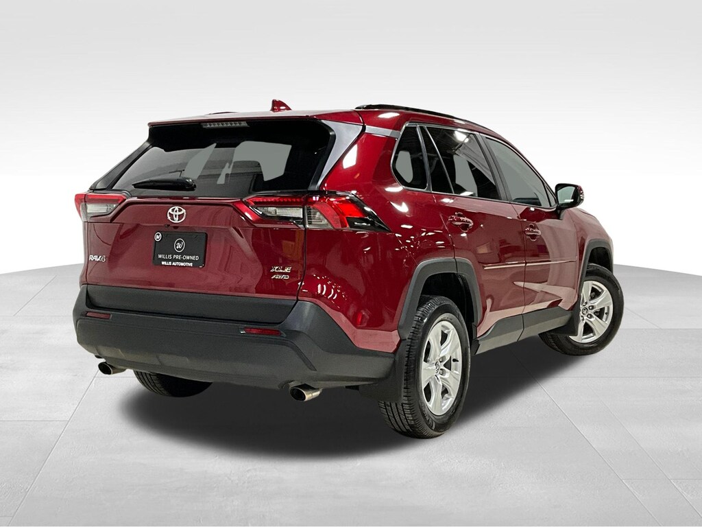 Used 2020 Toyota RAV4 XLE SUV
