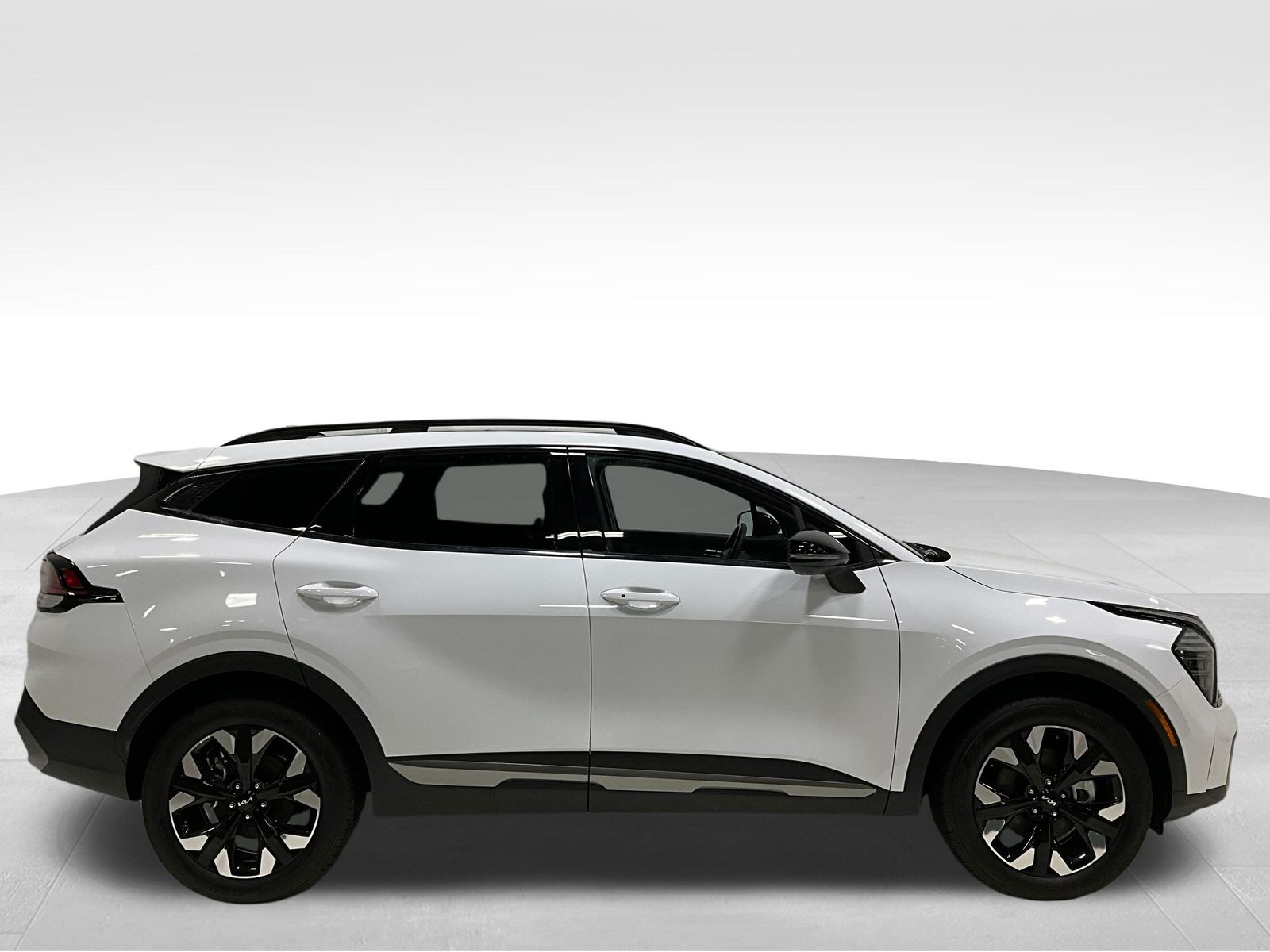 2024 Kia Sportage X-Line photo 3