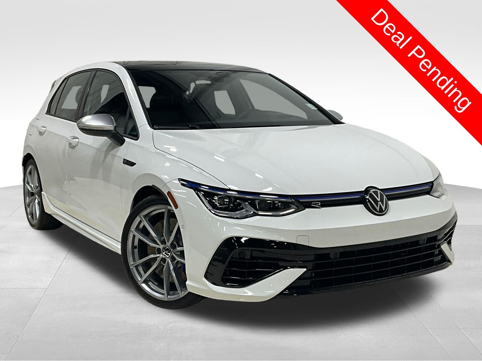 2024 Volkswagen Golf R Golf R 4-door's photo
