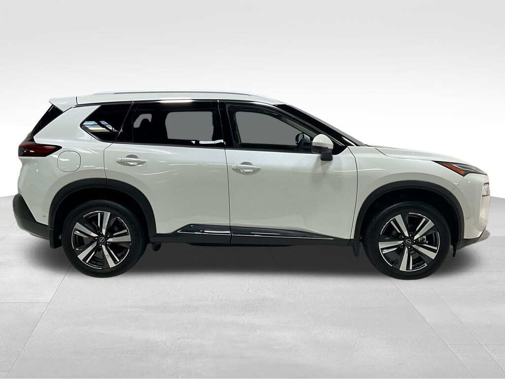 Used 2023 Nissan Rogue Platinum SUV