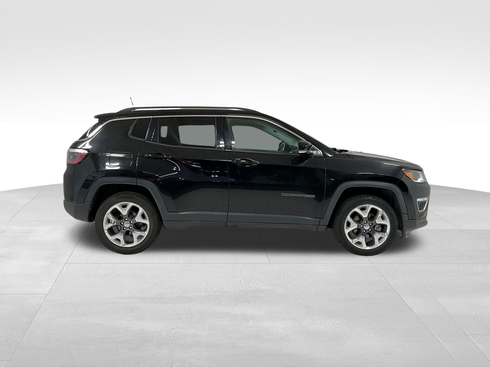 2018 Jeep Compass Limited photo 3