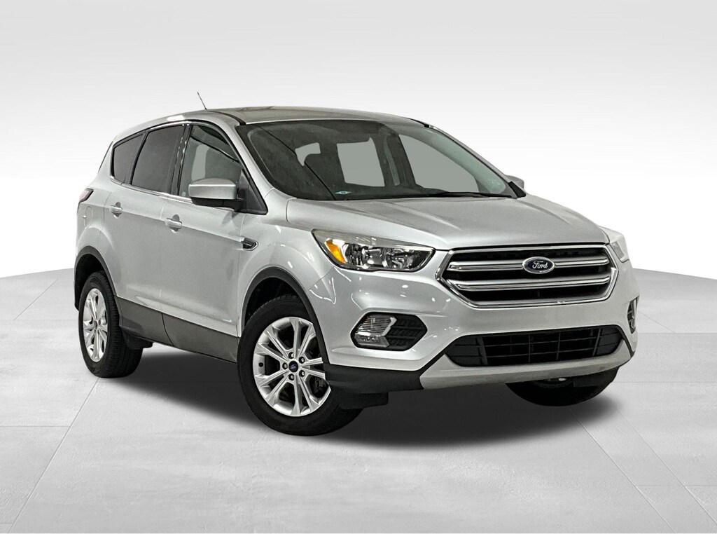 Used 2017 Ford Escape SE SUV