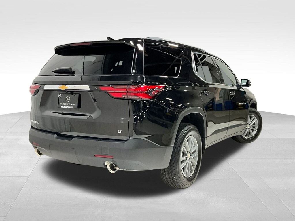 Used 2023 Chevrolet Traverse LT Leather SUV