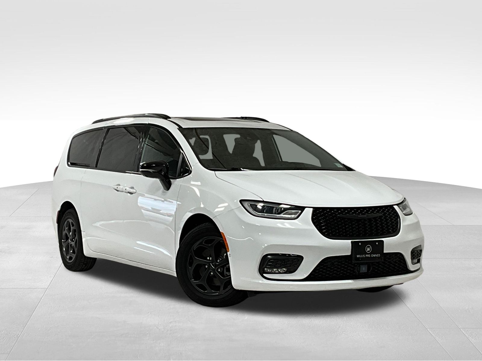 2024 Chrysler Pacifica PHEV