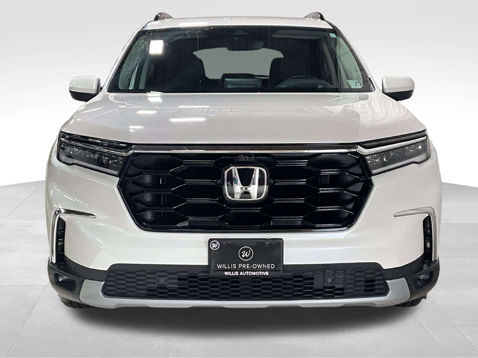 Used 2025 Honda Pilot Elite SUV