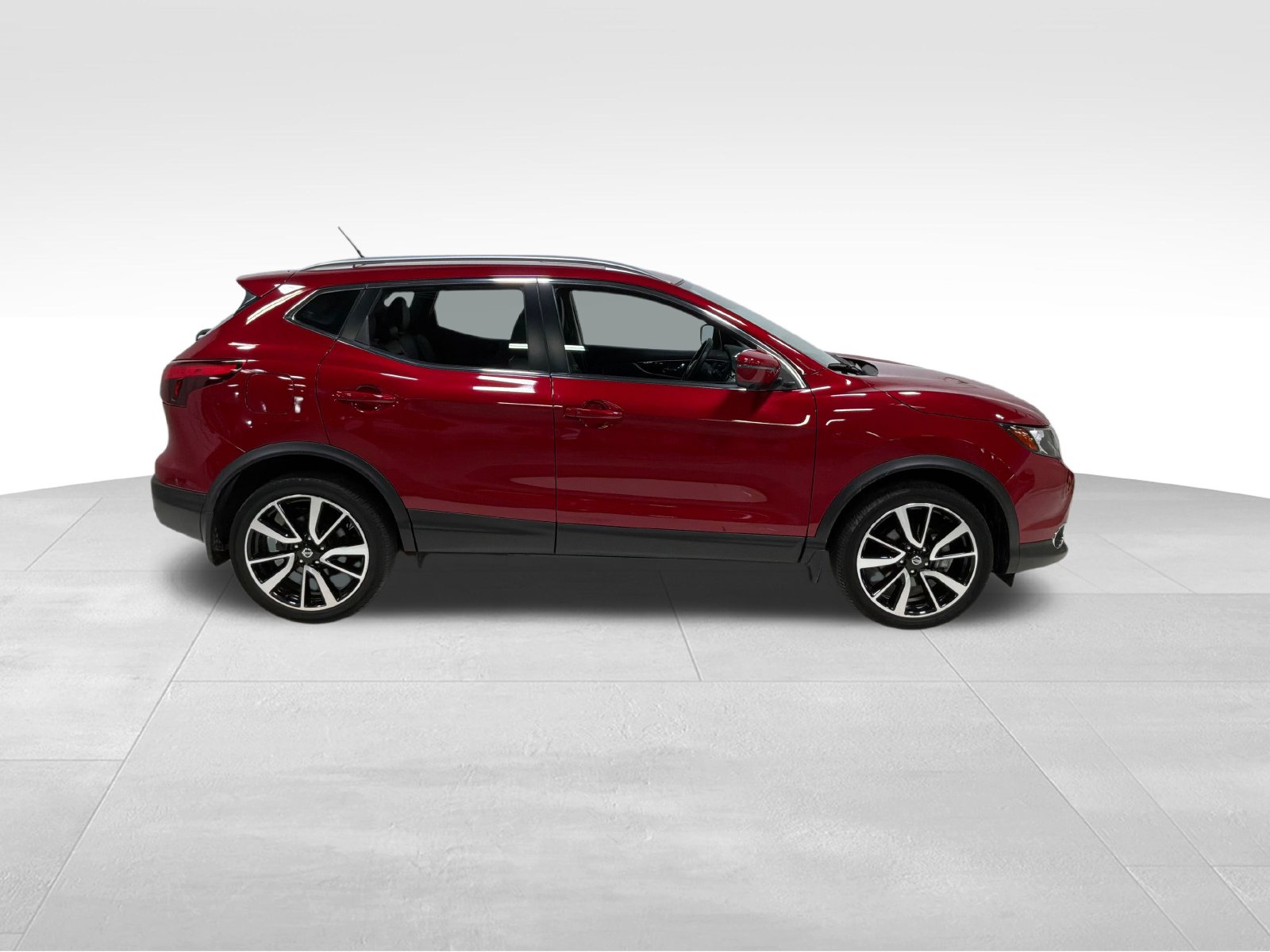 Used 2018 Nissan Rogue Sport SL SUV