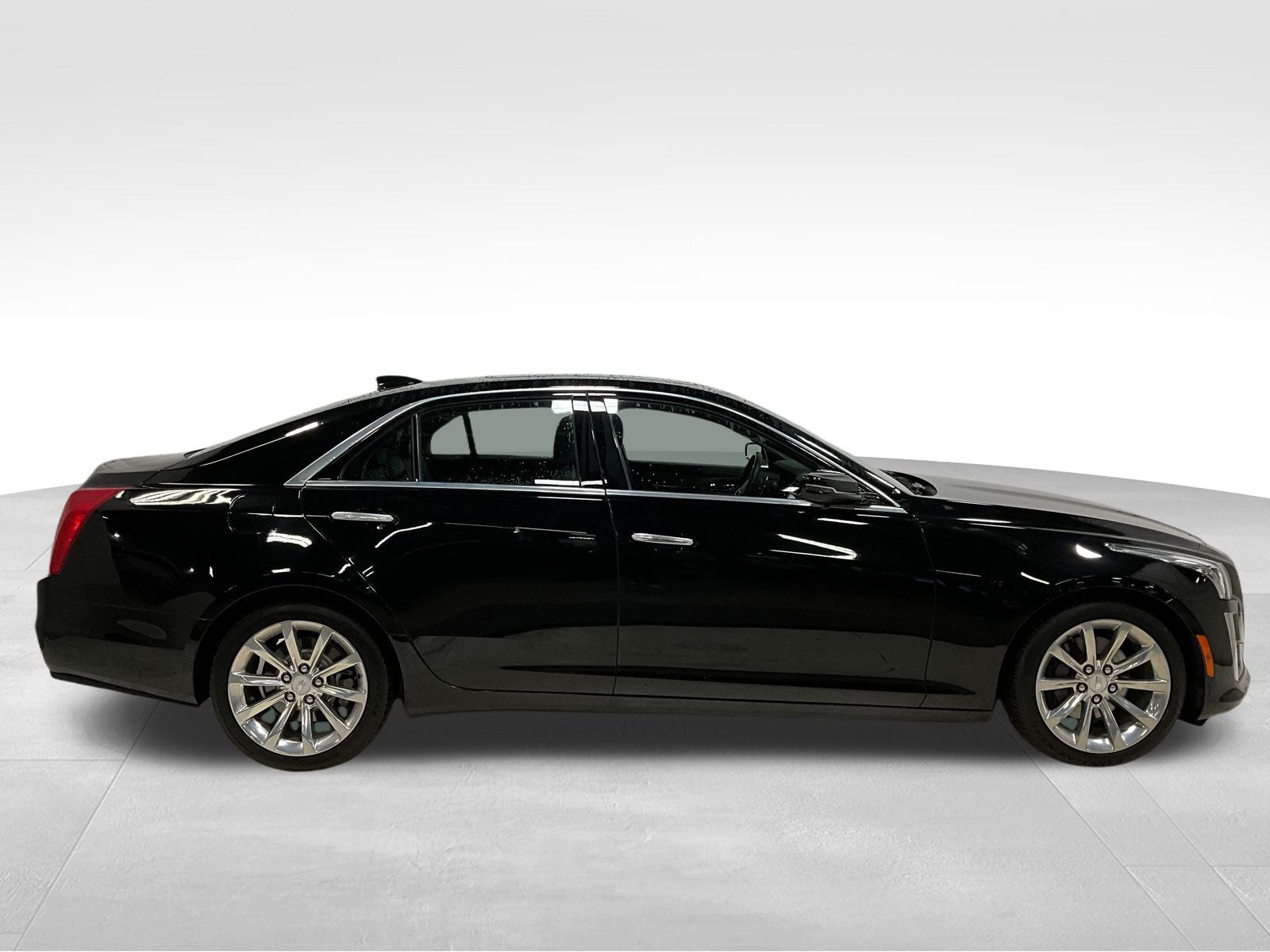 2019 Cadillac CTS Luxury Sedan photo 3