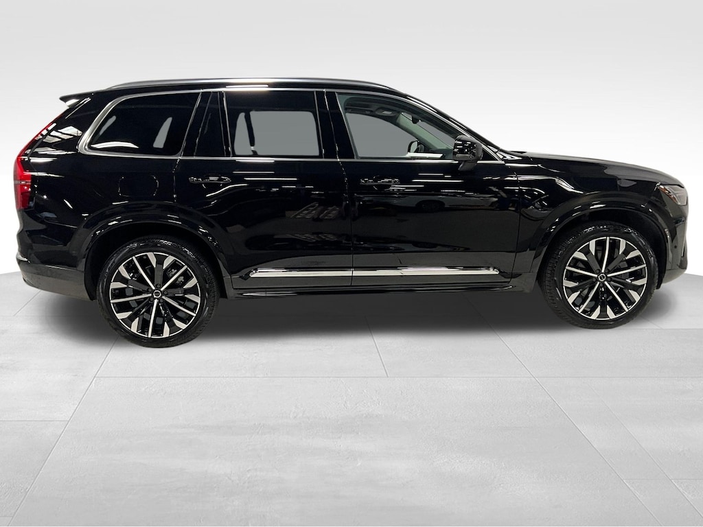 Certified 2026 Volvo XC90 B6 Ultra SUV