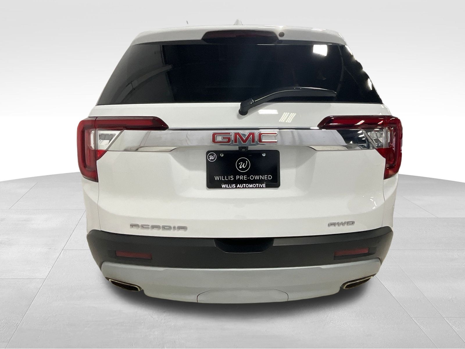 2023 Gmc Acadia SLT photo 2