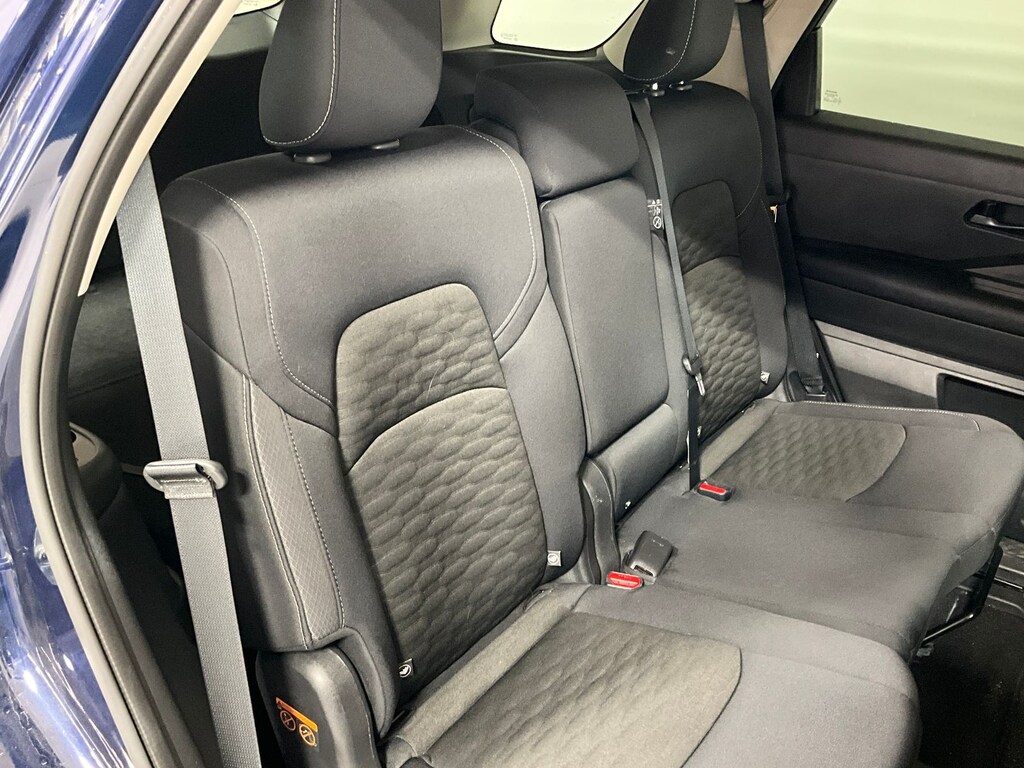 Used 2024 Nissan Pathfinder SV SUV