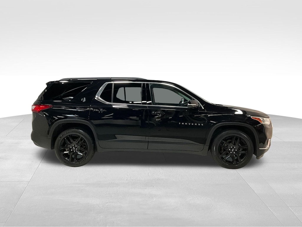 Used 2020 Chevrolet Traverse LT SUV