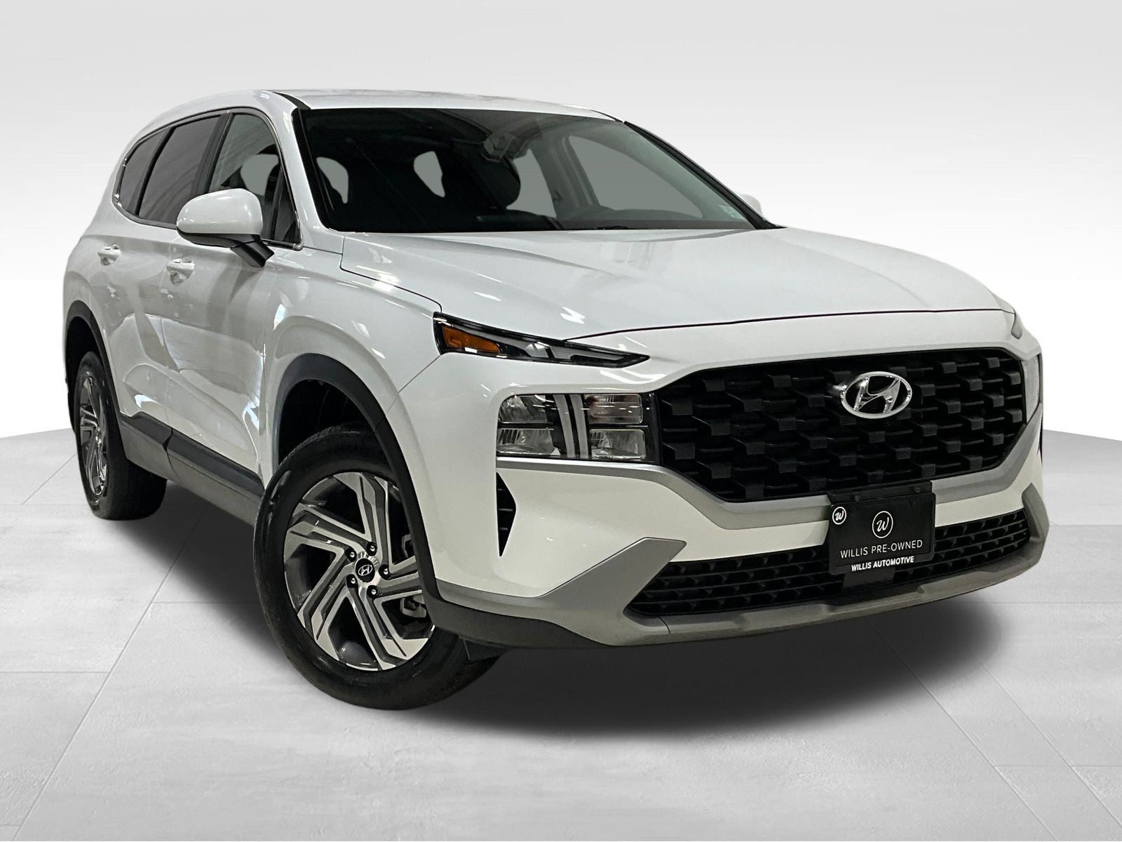 2023 Hyundai Santa Fe SE's photo