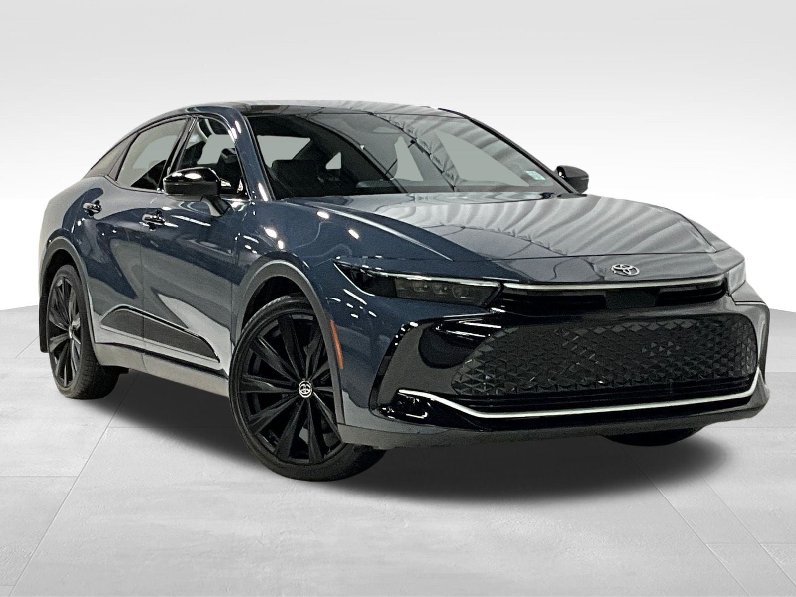 2025 Toyota Crown Nightshade's photo